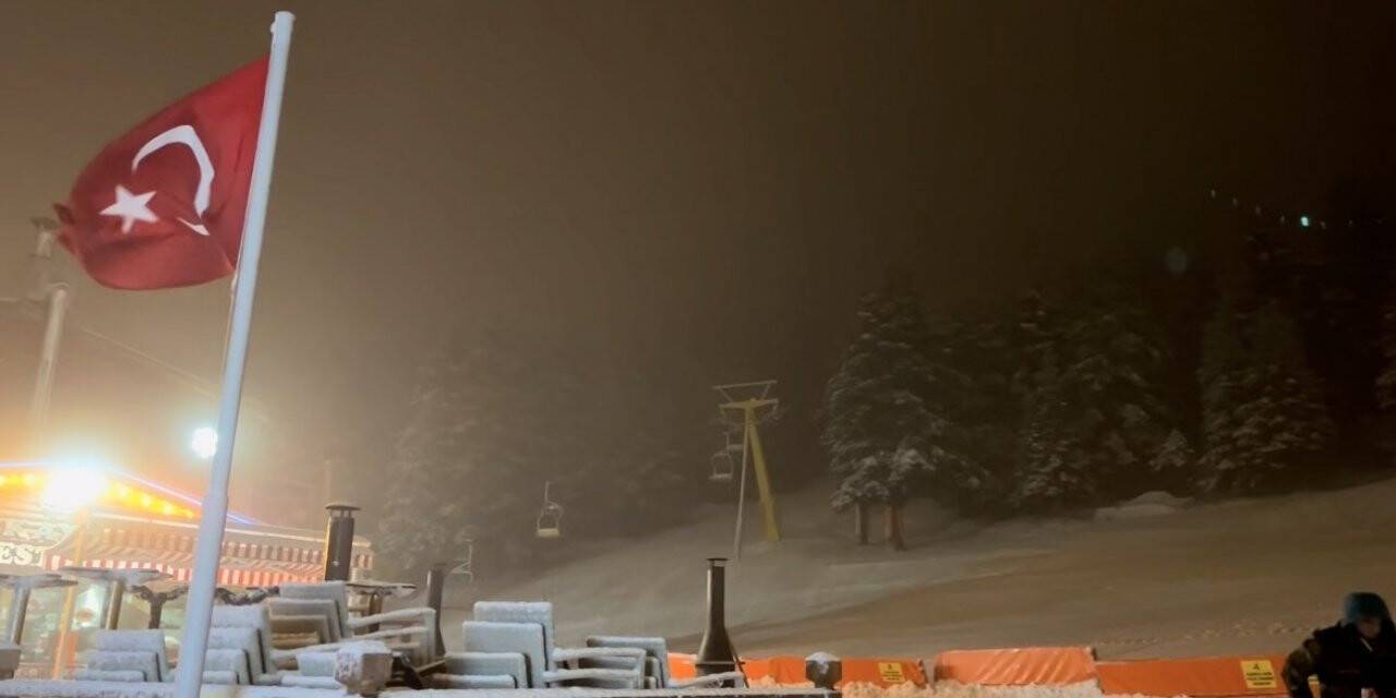 Kar kalınlığı 16 santimetreyi geçti