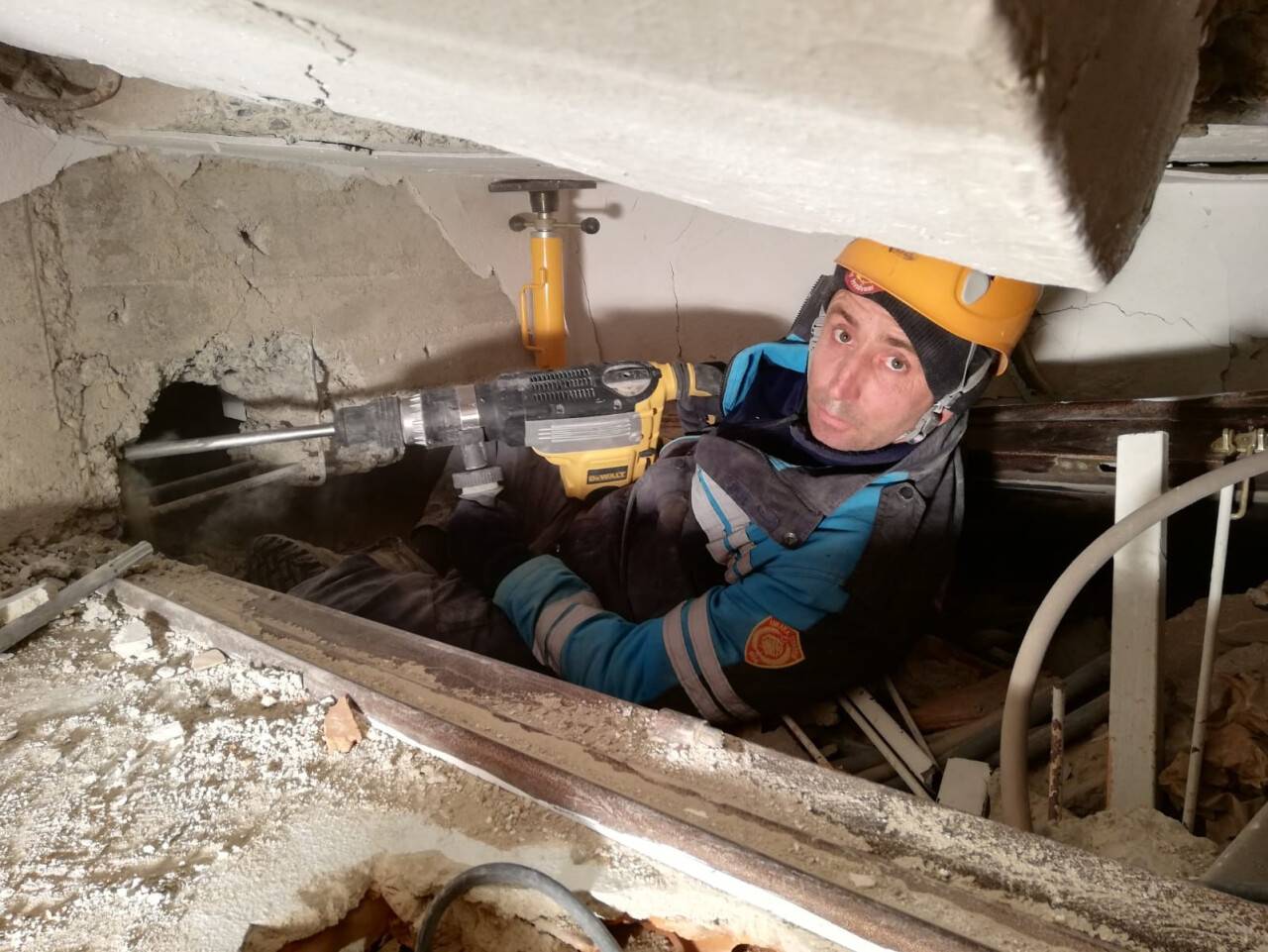 Elazığ depreminin simgesiydi, gerçek kahramanı ortaya çıktı