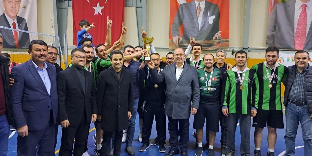 Karapınar’da voleybol turnuvası sona erdi