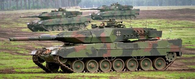 Almanya’dan Polonya’ya Leopard tankları için yeşil ışık