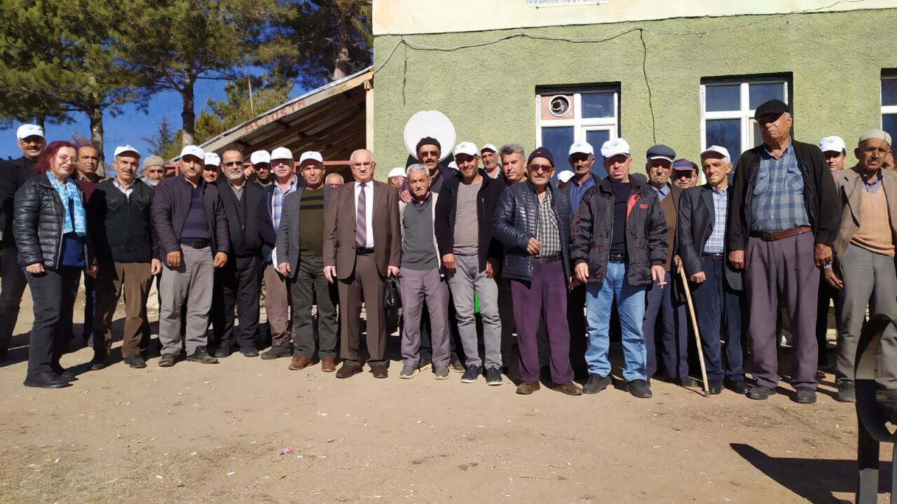 Çiftçiler bilgilendiriliyor