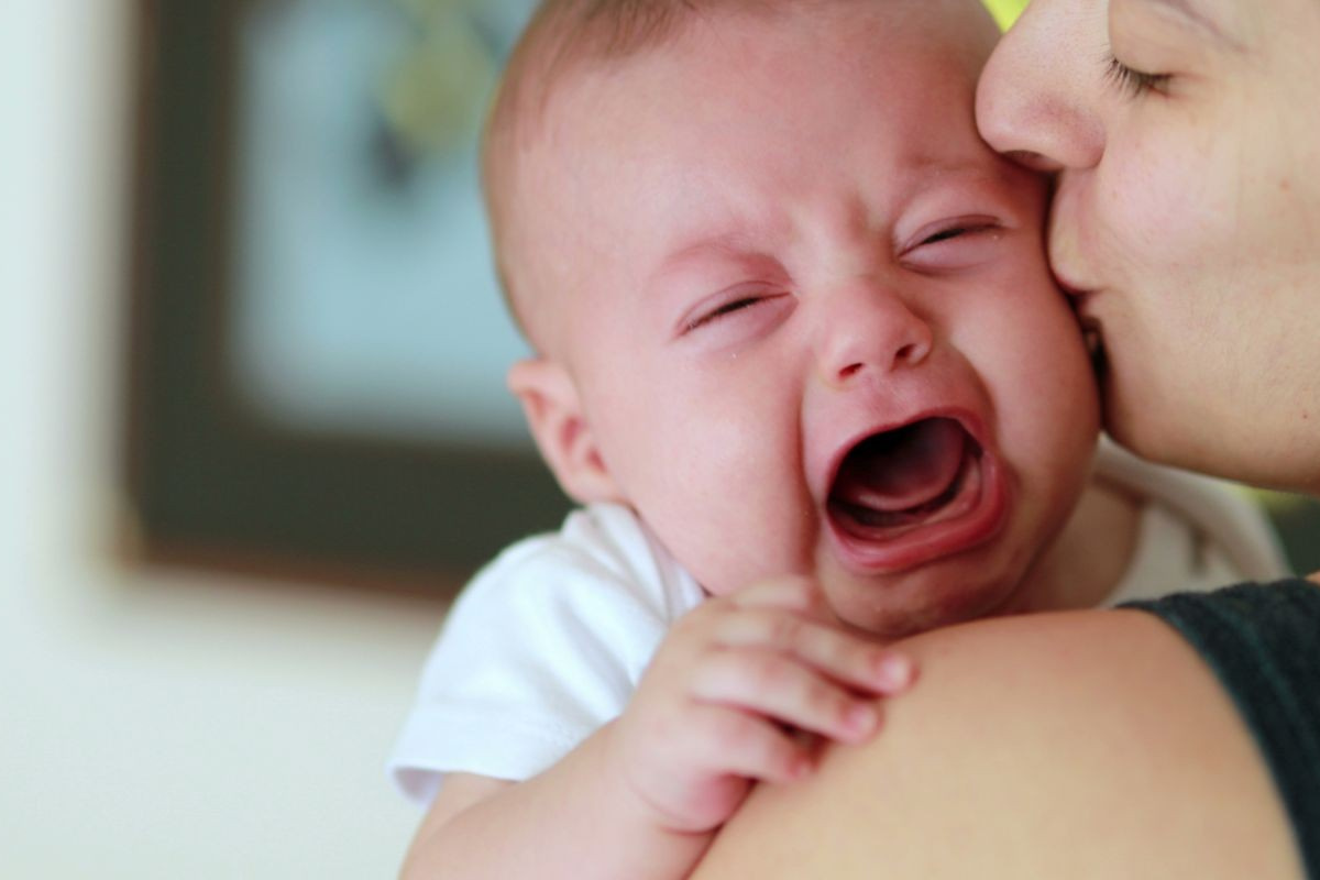 Bebeklerde bağırsak felcine dikkat!