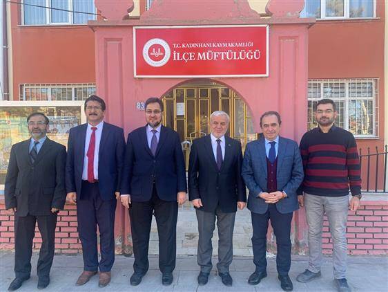 Uysal’dan Kadınhanı İlçe Müftülüğüne ziyaret