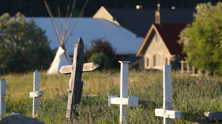 Kanada'da çocuk mezarı skandalı bitmiyor