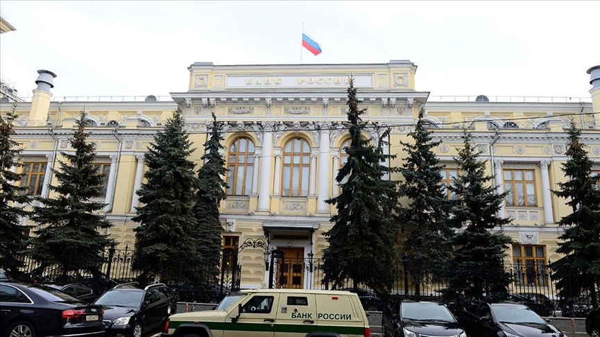 Rus bankacılık sektörü yaptırımlara rağmen 2022'yi kârla kapattı
