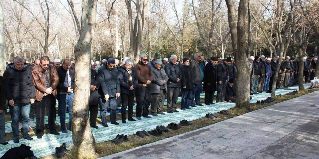 Konya’da yağmur duası yapıldı