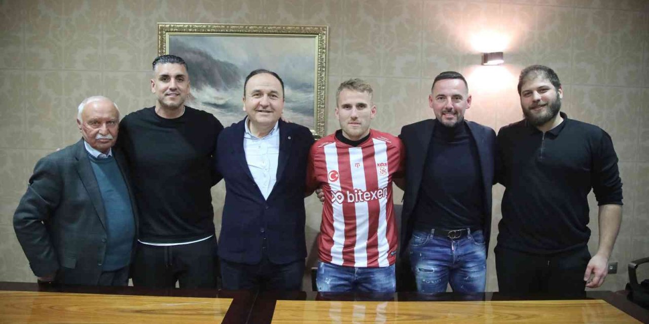 Samu Saiz resmen Sivasspor’da