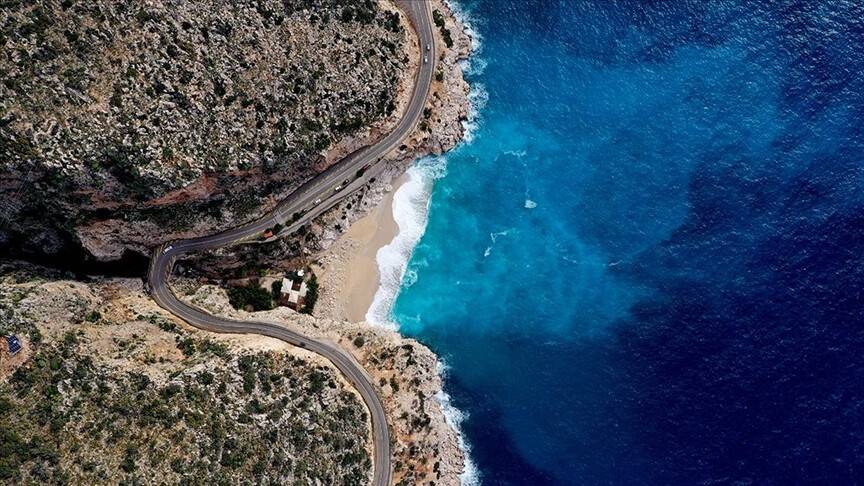 Antalya'nın gözdesinde renk değişimi