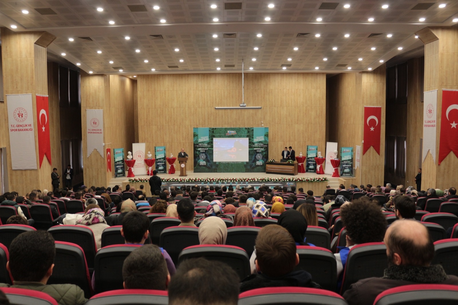 Konya'da "Arkeoloji Kampı" başladı