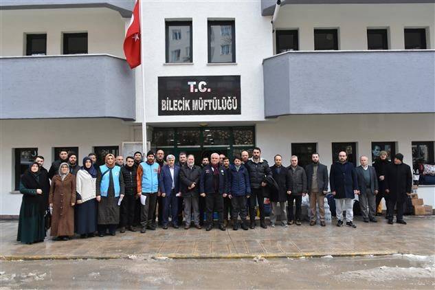 55 kişilik ekip dualarla yola çıktı
