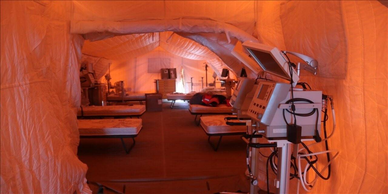 İran'dan Türkiye'ye sahra hastanesi ve malzemesi desteği