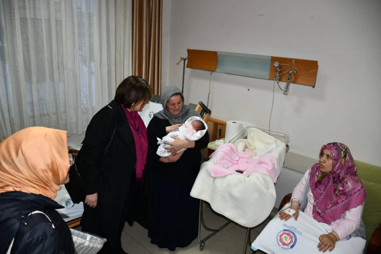 Buruk mutluluk: Düzce'de dünyaya geldi