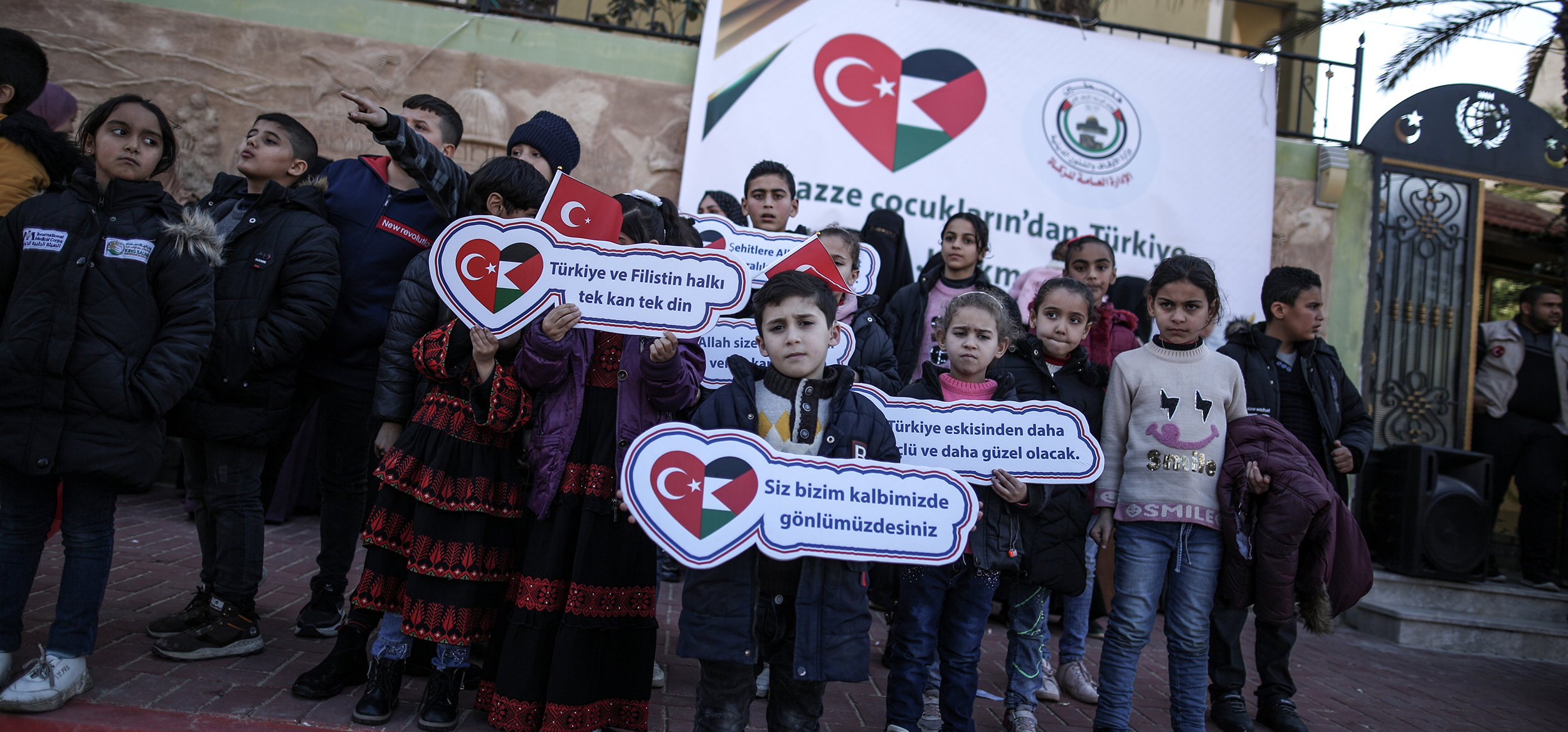 Gazzeli çocuklar: Siz bizim kalbimizde gönlümüzdesiniz