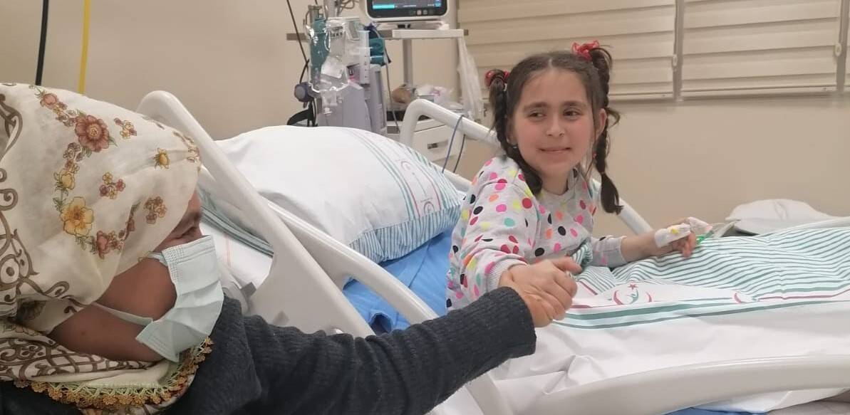 'Enkaz altındayken bir şehit zemzem suyu verdi'