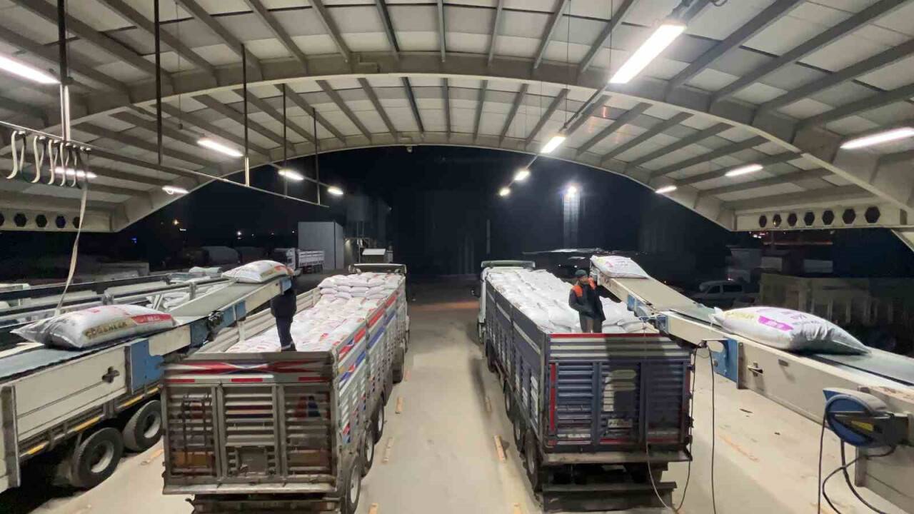 Konya'dan deprem bölgesindeki hayvancılık faaliyetlerine yardım