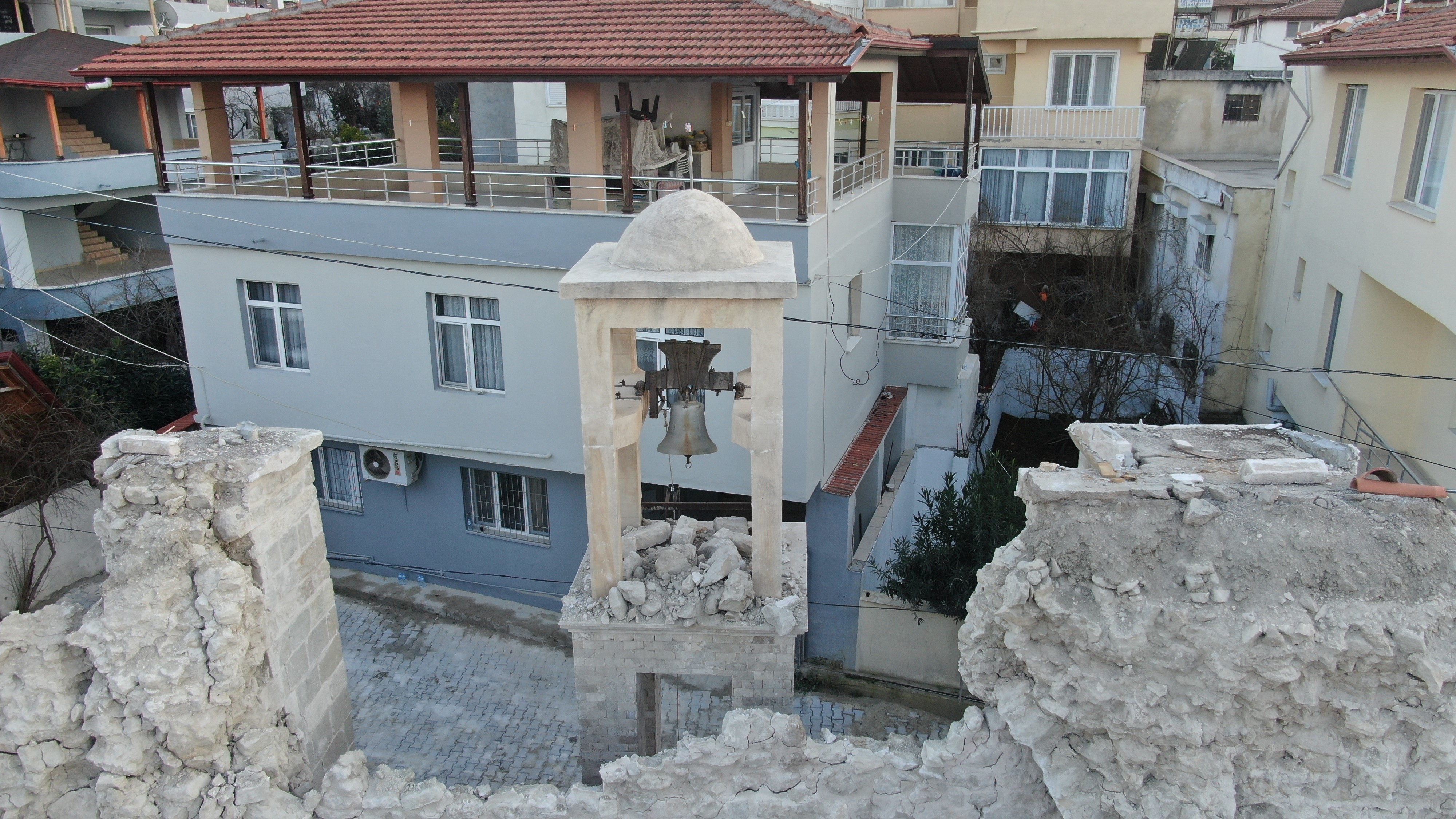 Meryem Ana Ortodoks Kilisesi depremde yıkıldı