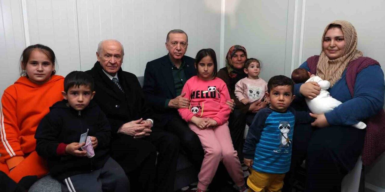 Cumhurbaşkanı Erdoğan: "Mart ayı içerisinde 11 ilde 200 bin konutun temelini atıyoruz"