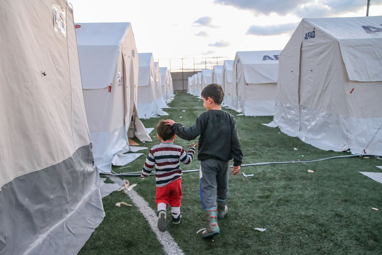 Depremzedeler için çadır kent kurulacak