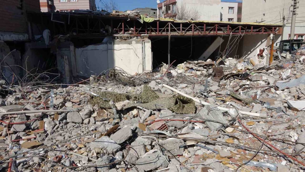 Deprem Adıyaman’da birçok oteli yıktı