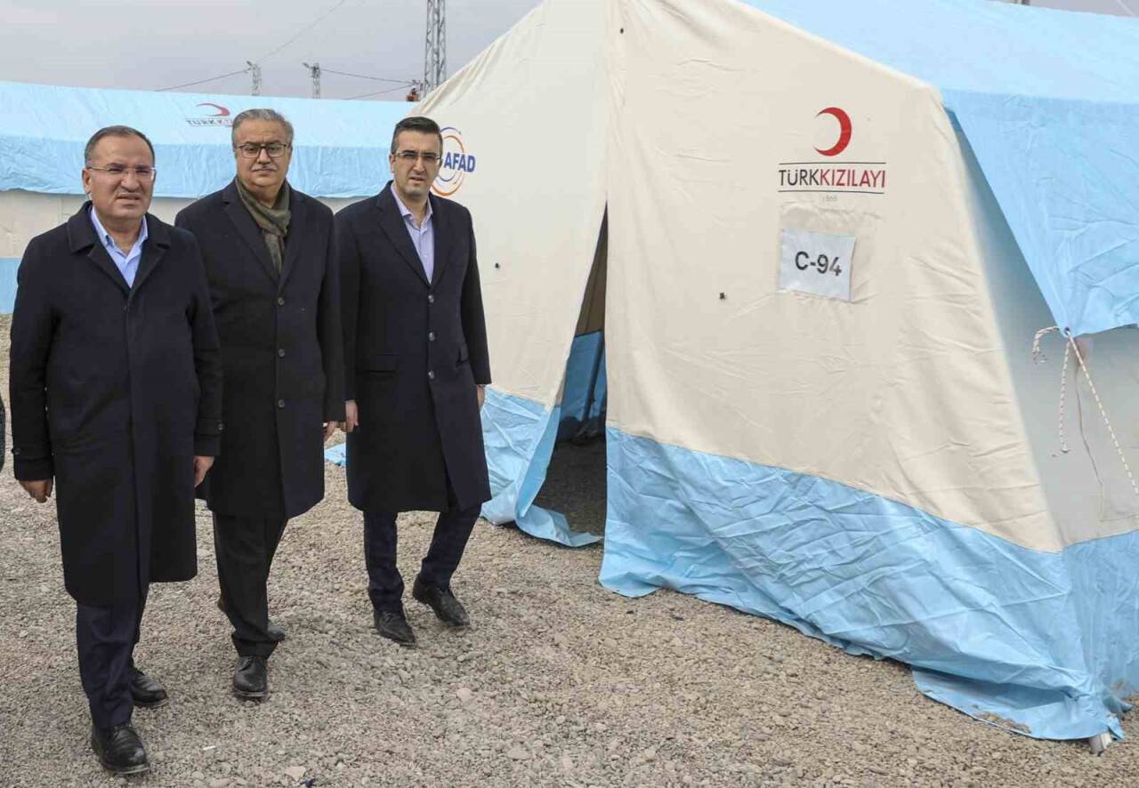 Bakan Bozdağ: Diyarbakır’a gelirlerse göreceklerdir