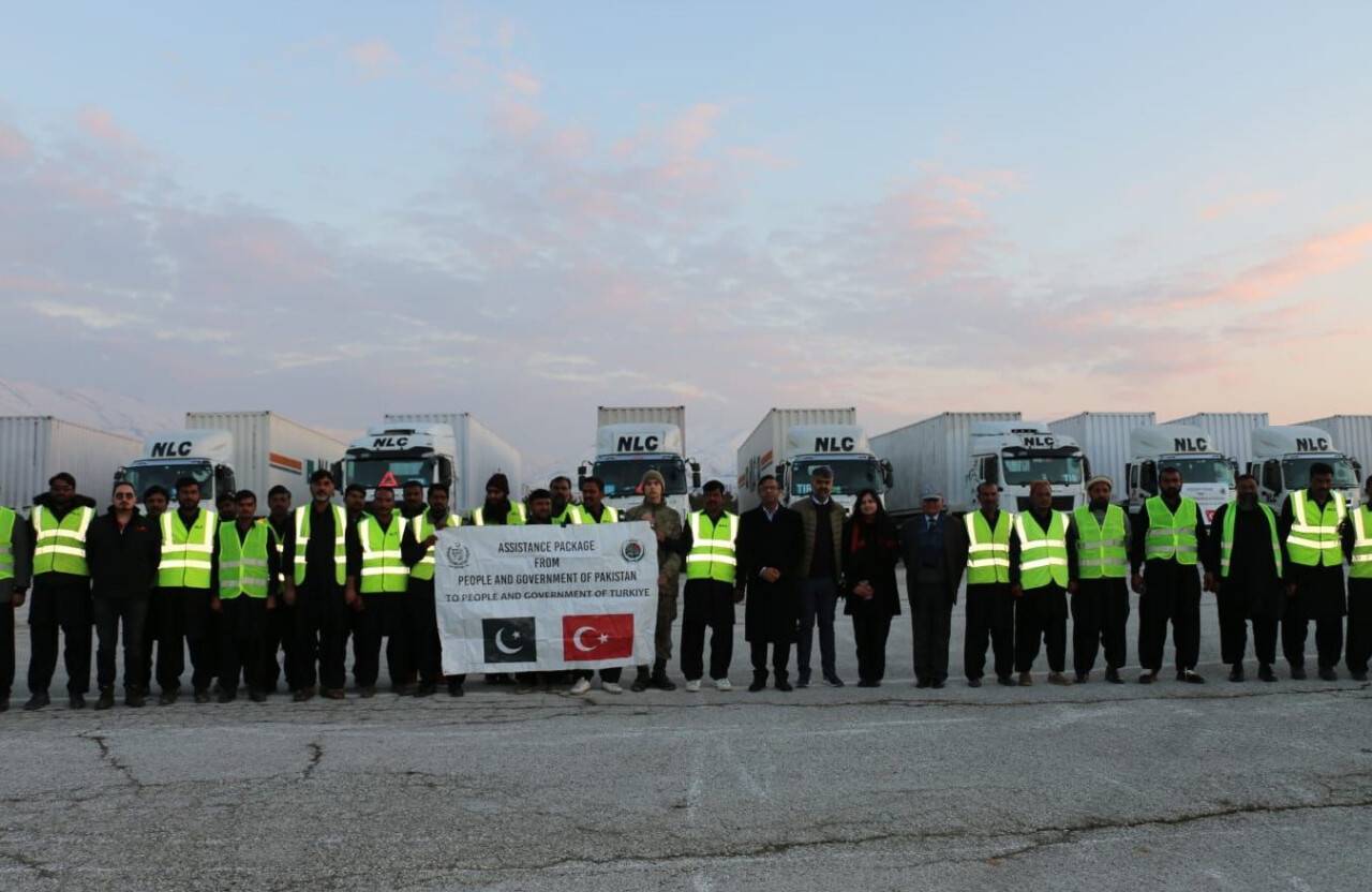 Pakistan’dan  gelen 21 tırlık konvoy Malatya’ da