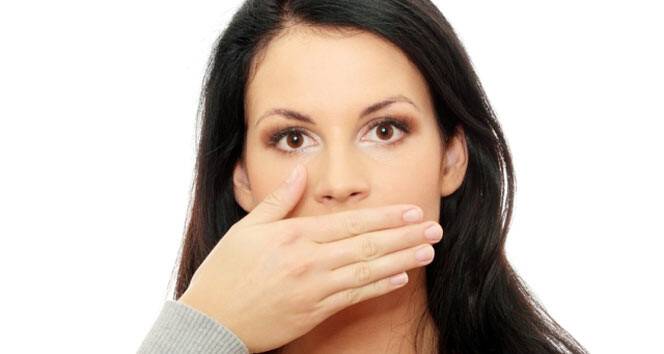 Sosyal hayatın en büyük düşmanı, diş çürüğünün belirtisi olabilir