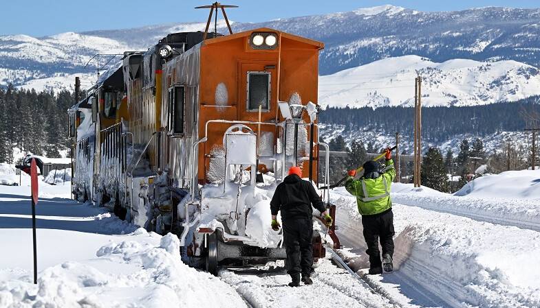 California’da olağanüstü hal kararı alındı