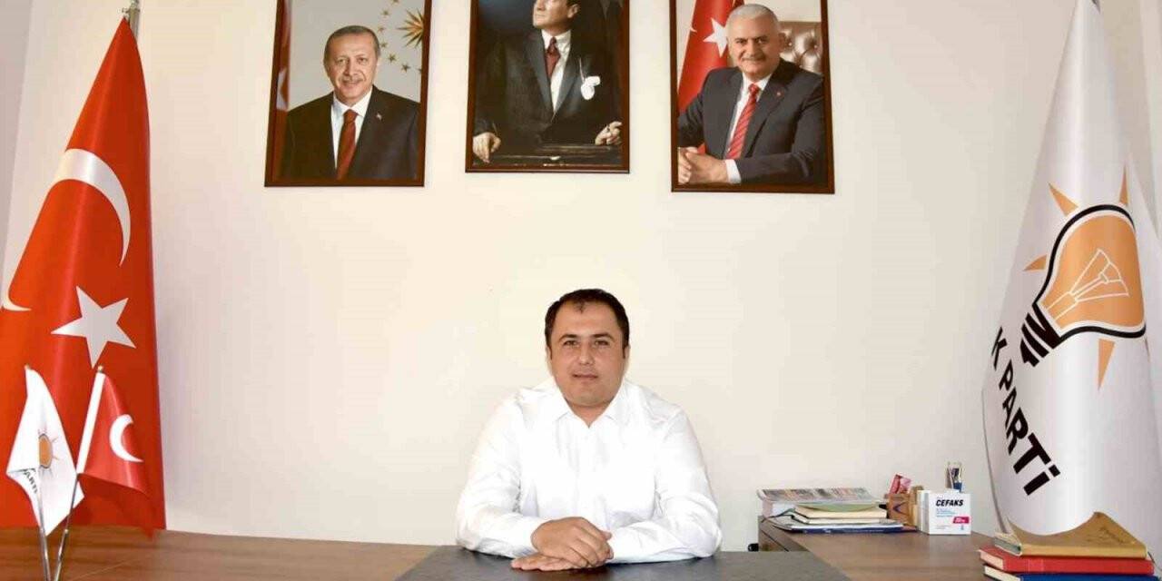 AK Parti'li ilçe başkanı istifa etti