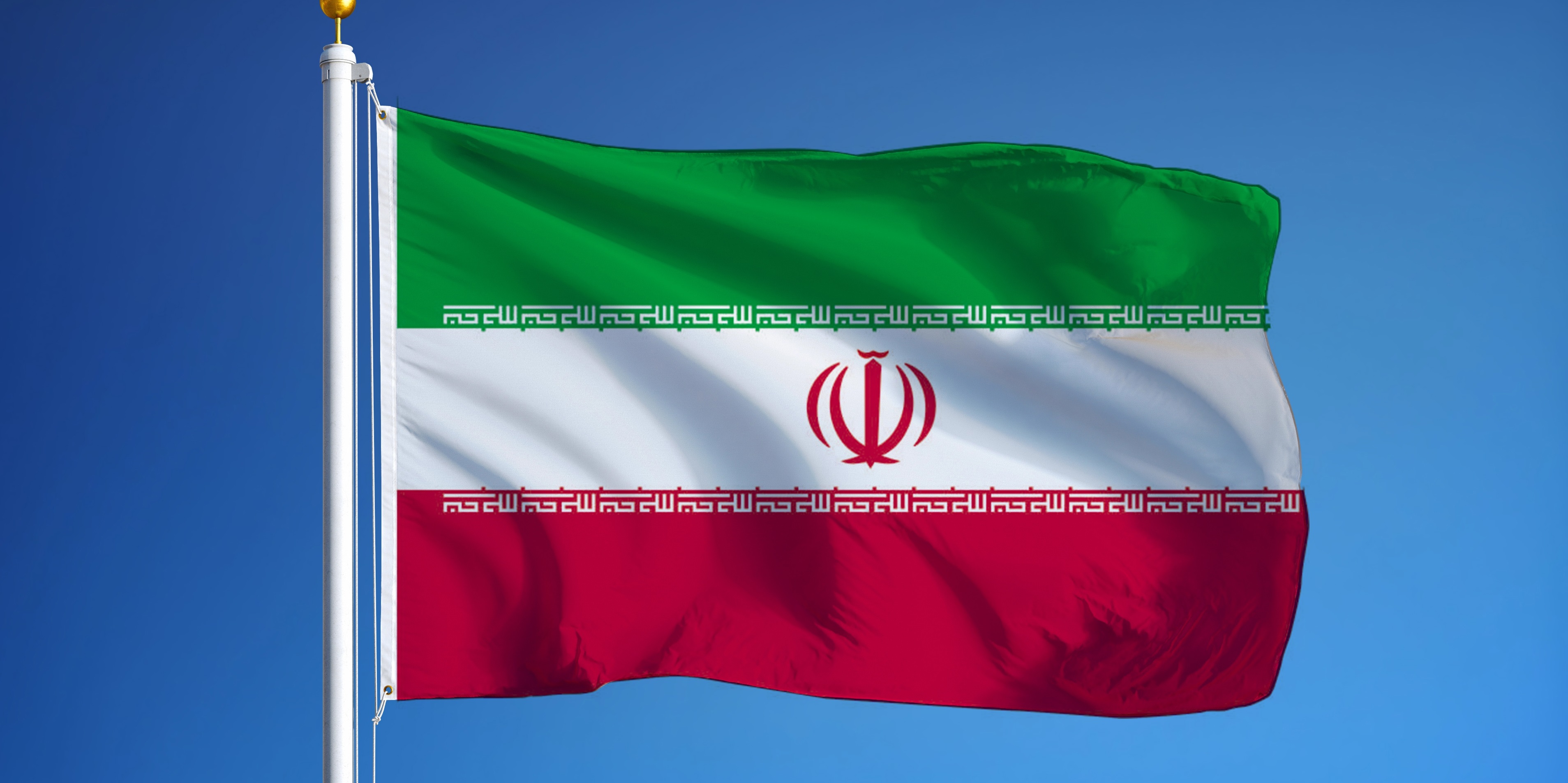 İran: Ses hızından 8 kat daha hızlı hipersonik balistik füze üretiyoruz"
