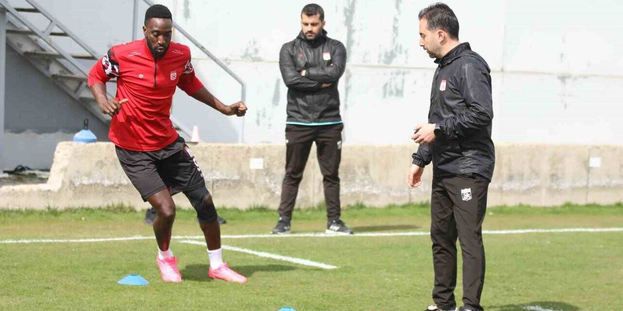 Sivasspor’da Avrupa mesaisi devam etti