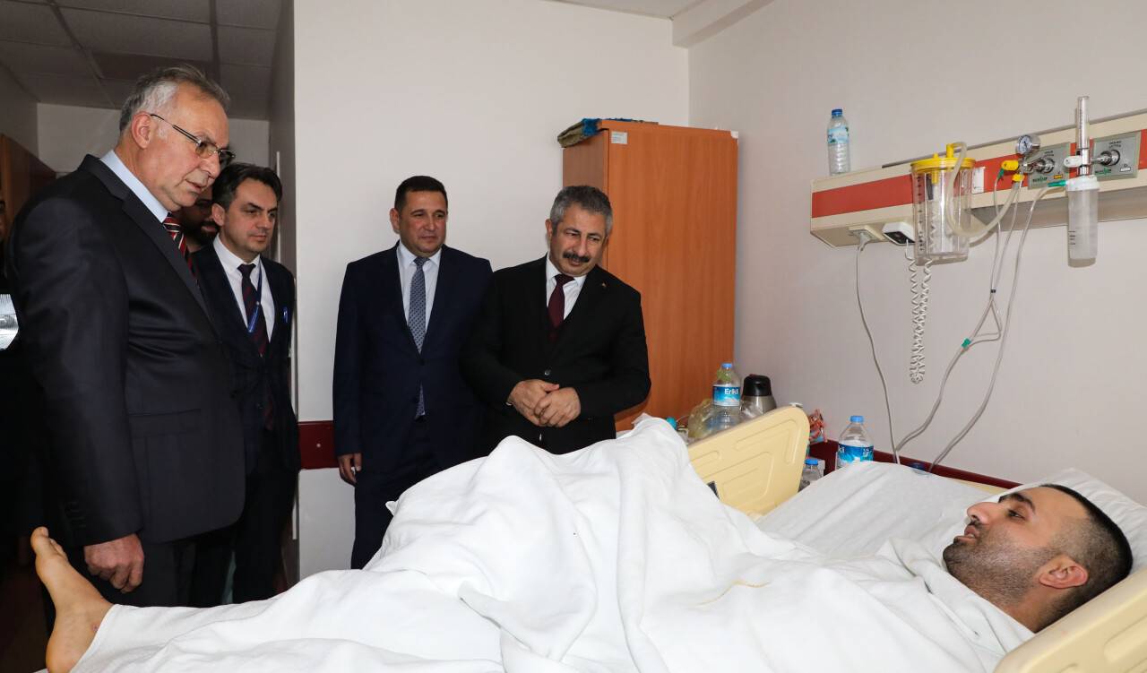 Konya Vali Vekili Hacı İbrahim Türkoğlu'ndan depremzedelere ziyaret