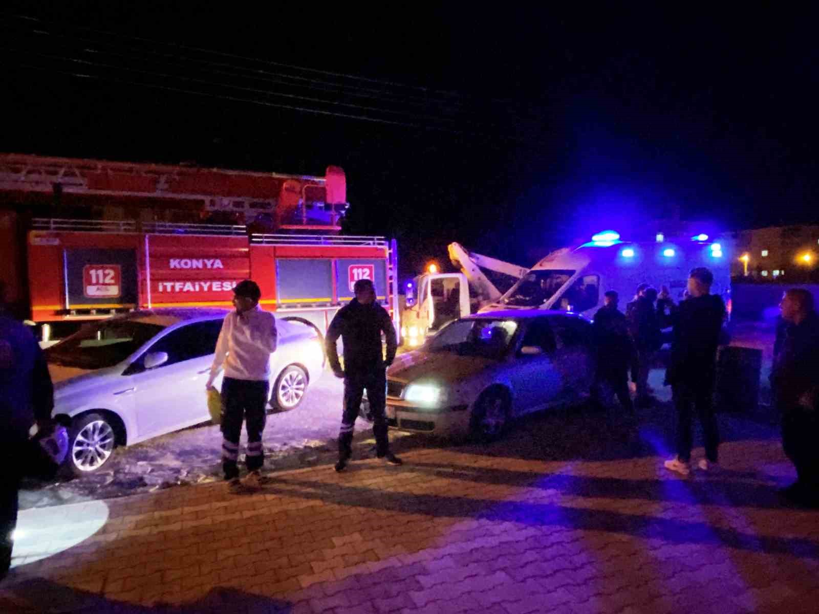 Konya'da 4 katlı apartmanda yangın