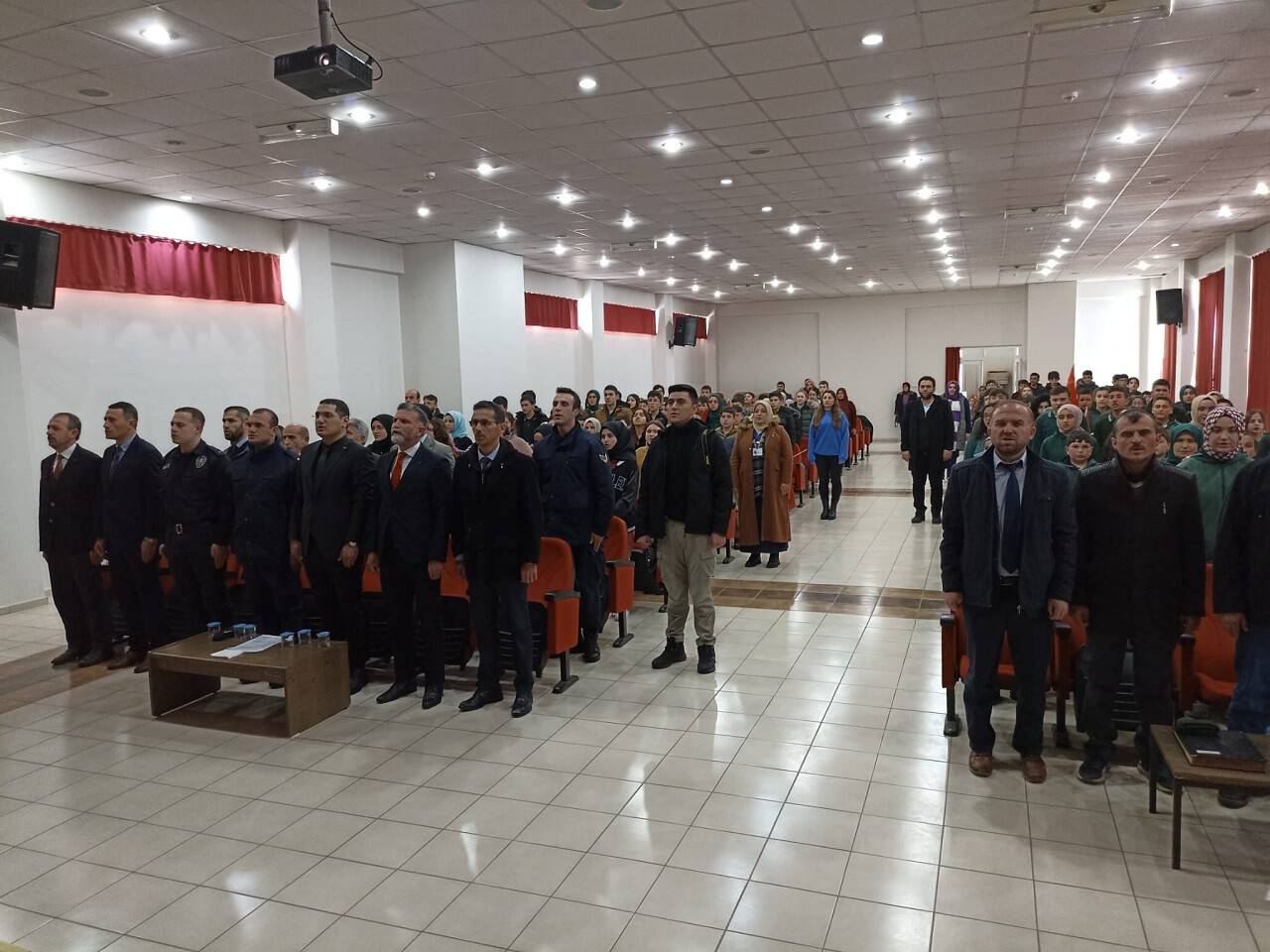 İlçelerde İstiklal Marşı'nın Kabulü ve Mehmet Akif Ersoy'u Anma Günü