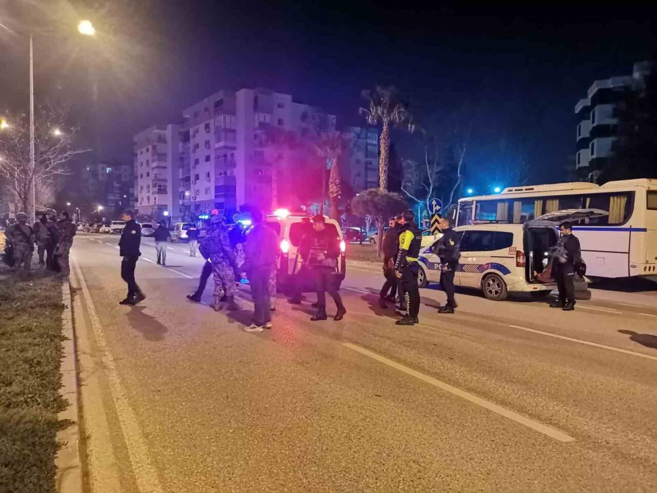 Ege Üniversitesinden randevu alamıyorum deyip tüfekle dehşeti yaşattı