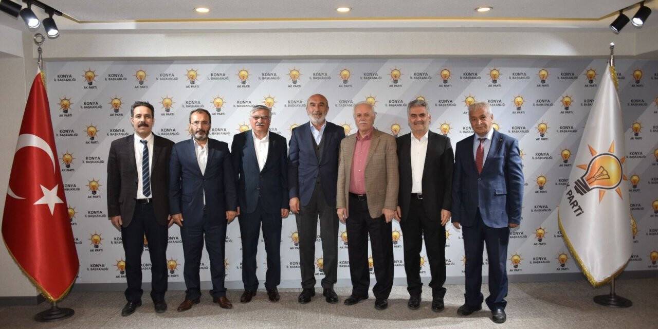 Latif Selvi, AK Parti'den aday adayı oldu