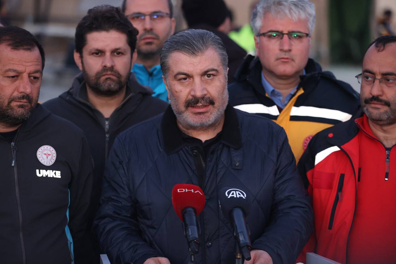 Bakan Koca ishal salgını iddialarını yalanladı