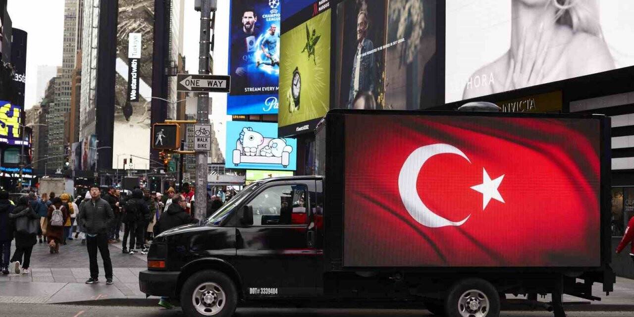 Cumhurbaşkanlığı İletişim Başkanlığından “Seninleyiz Türkiye” jampanyası