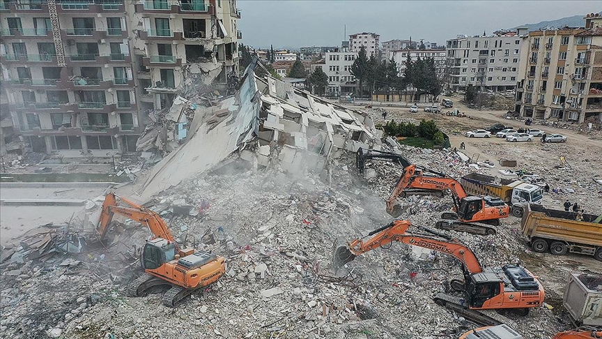 Kahramanmaraş merkezli depremlerde hayatını kaybedenlerin sayısı açıklandı