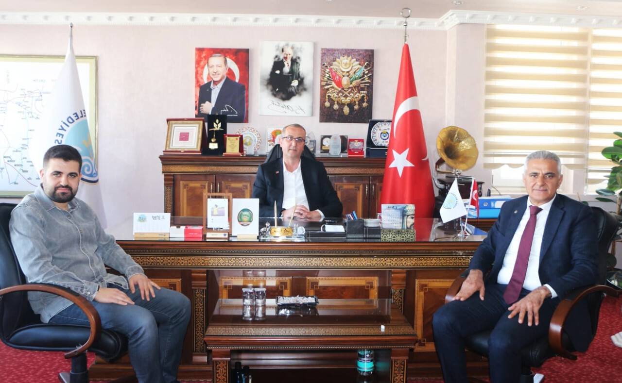 Güler'den Konak'a ziyaret