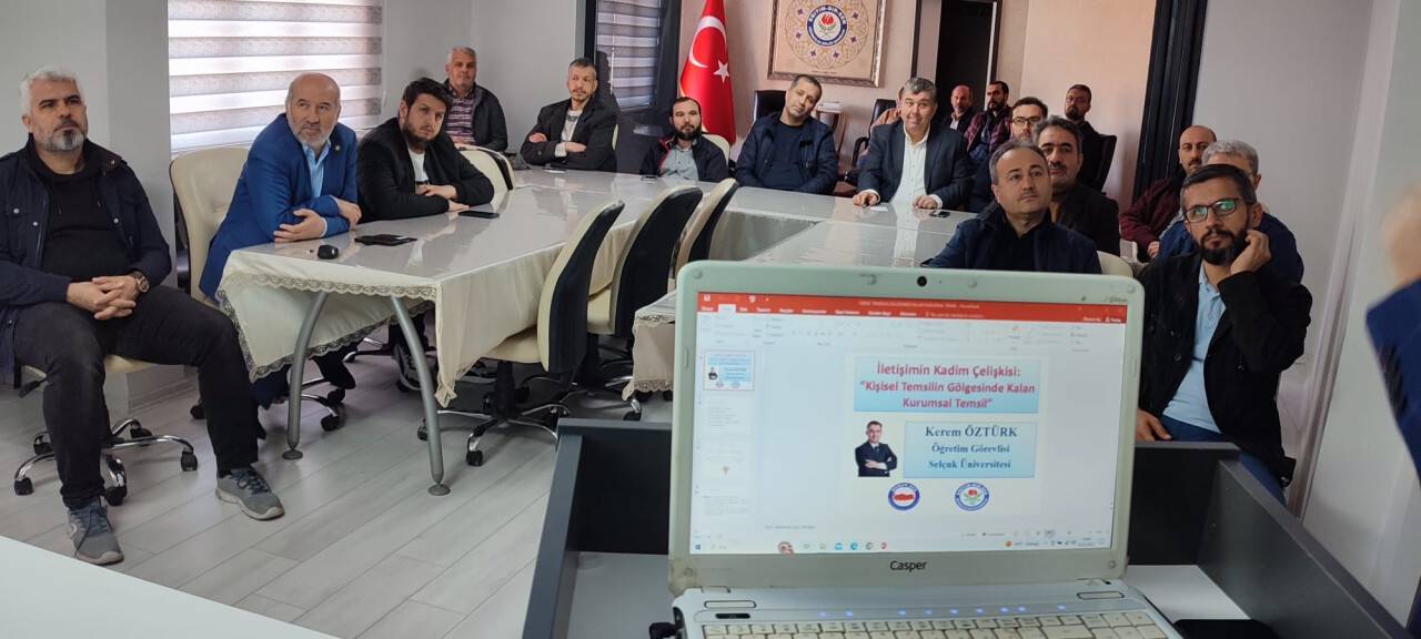 Liderlik eğitim programları sürüyor