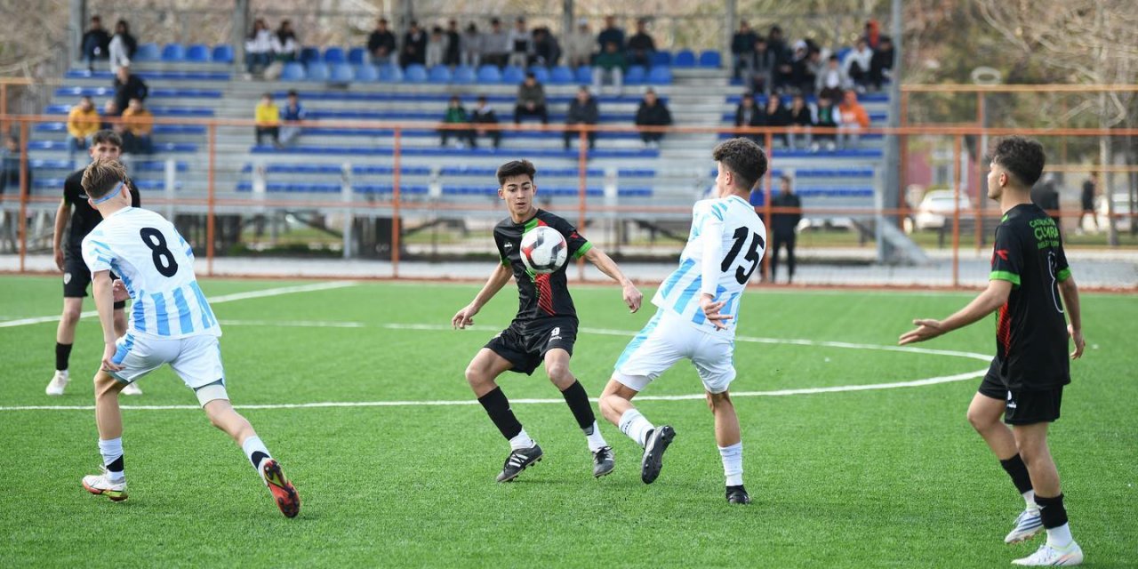 U18 Ligi’nde play-off heyecanı başladı