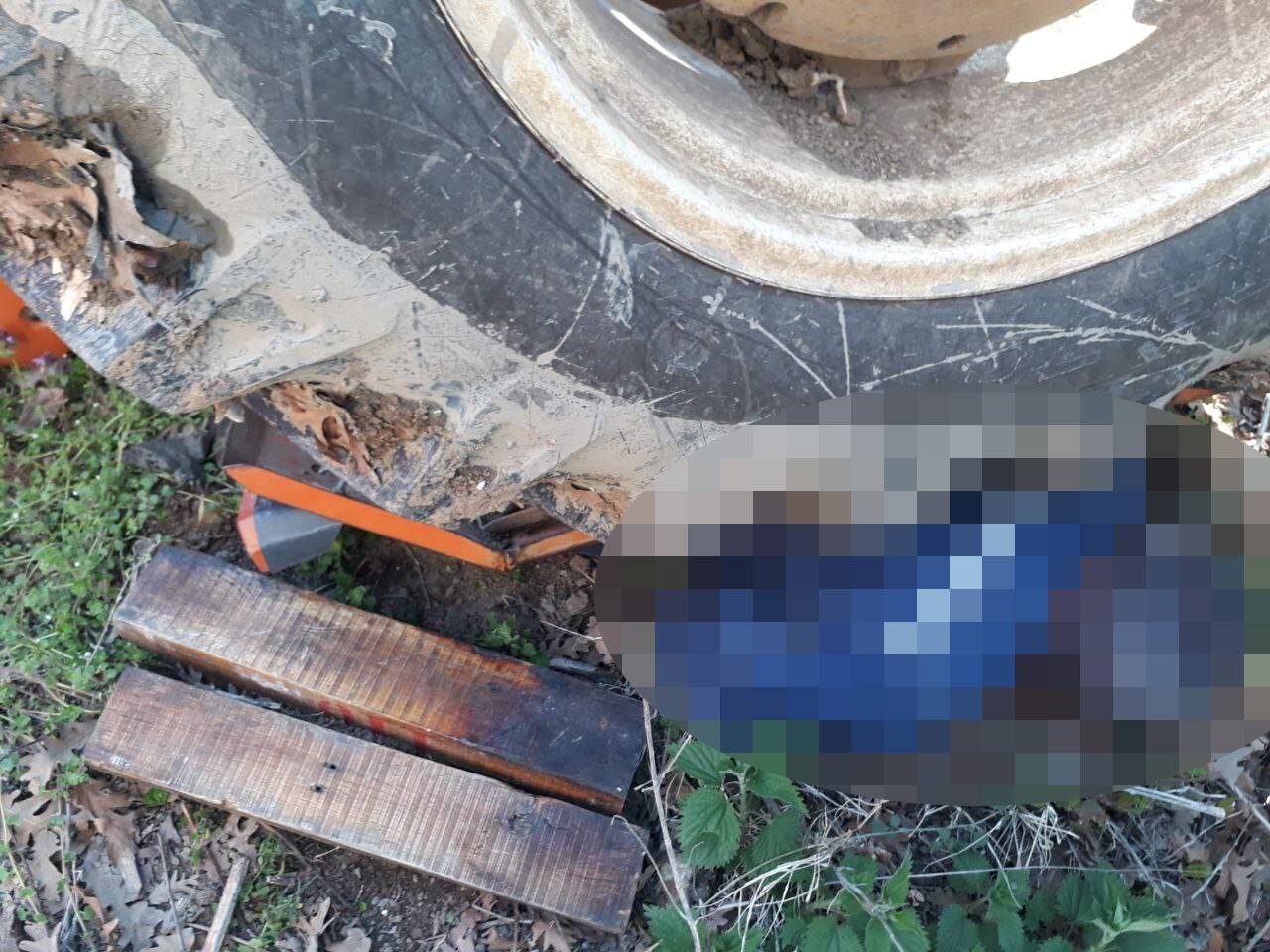 Traktörün altında kalan kişi hayatını kaybetti