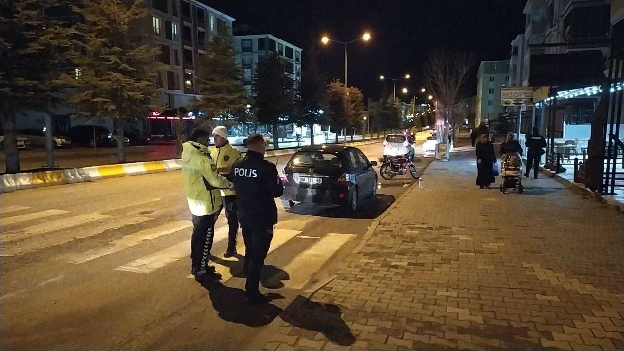 Otomobilin çarptığı yaya yaralandı