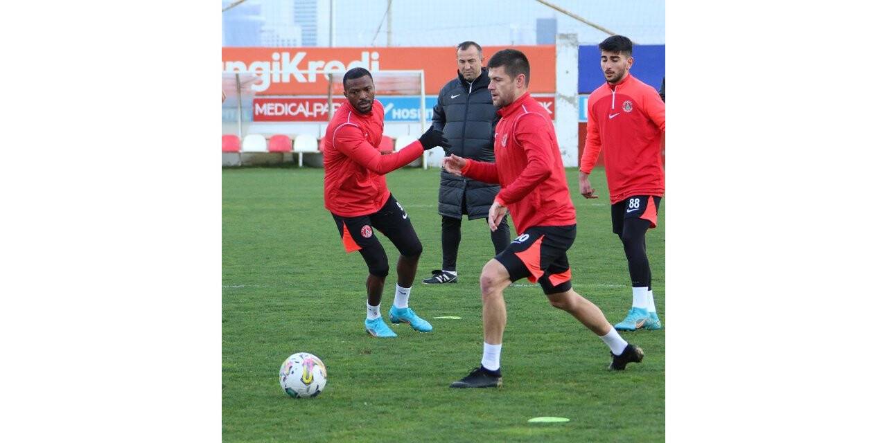 Ümraniyespor’da Konya mesaisi