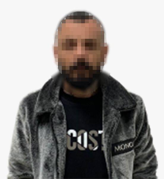 Kadını araç içerisinde darp eden silahlı şahıs yakalandı