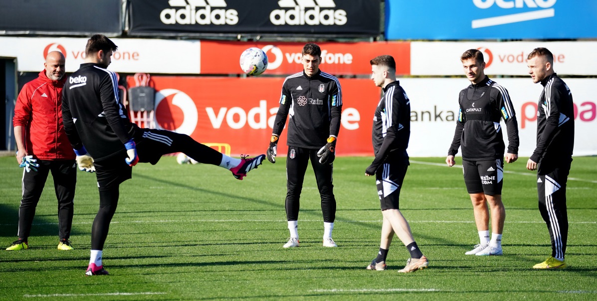 Beşiktaş, Fenerbahçe maçı hazırlıklarını sürdürdü