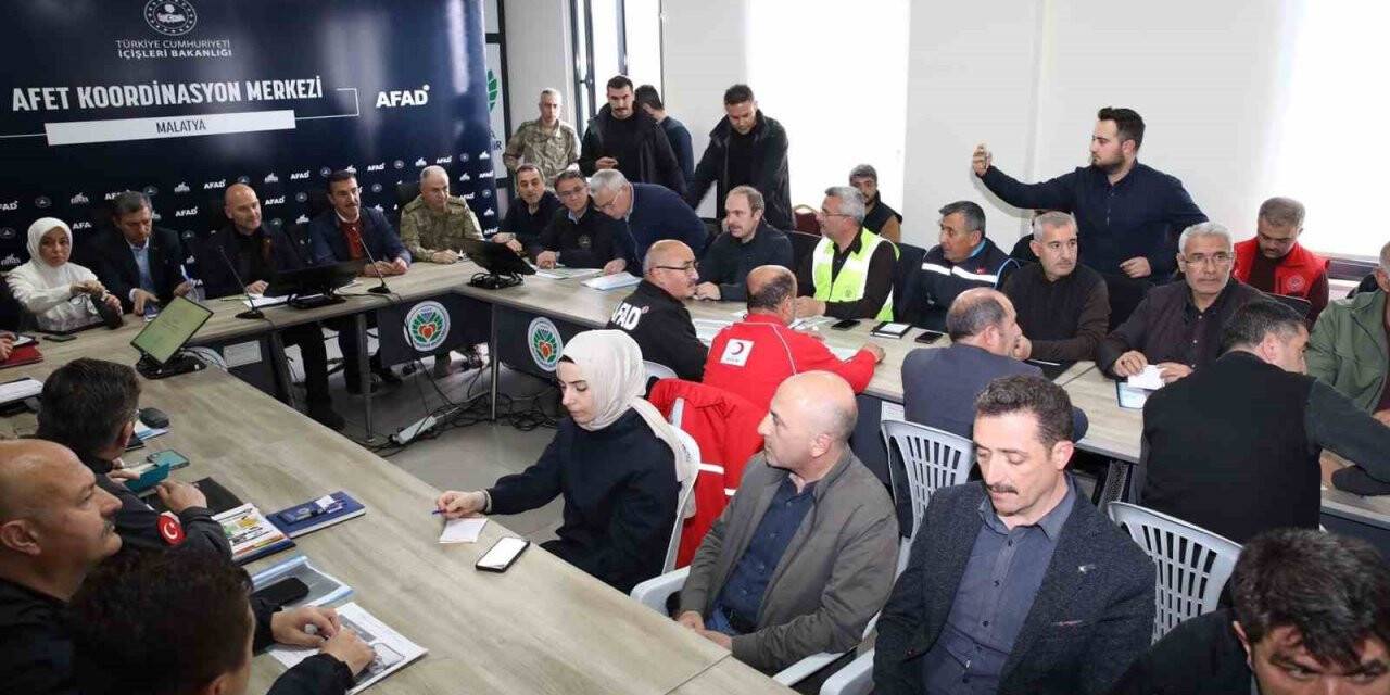 Bakan Soylu, Malatya’da değerlendirme toplantısına katıldı