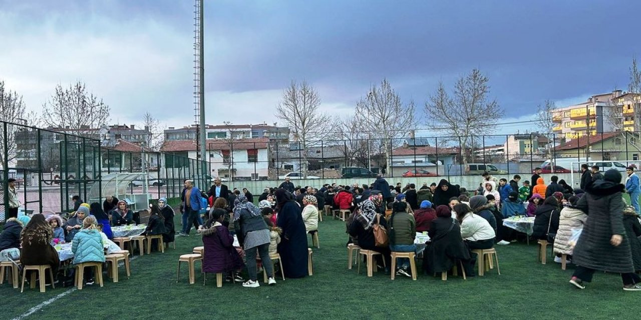 Yıldızelispor, iftarda buluştu