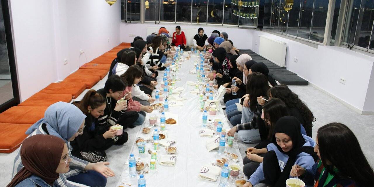 LİMA'da Ramazan dolu dolu geçiyor