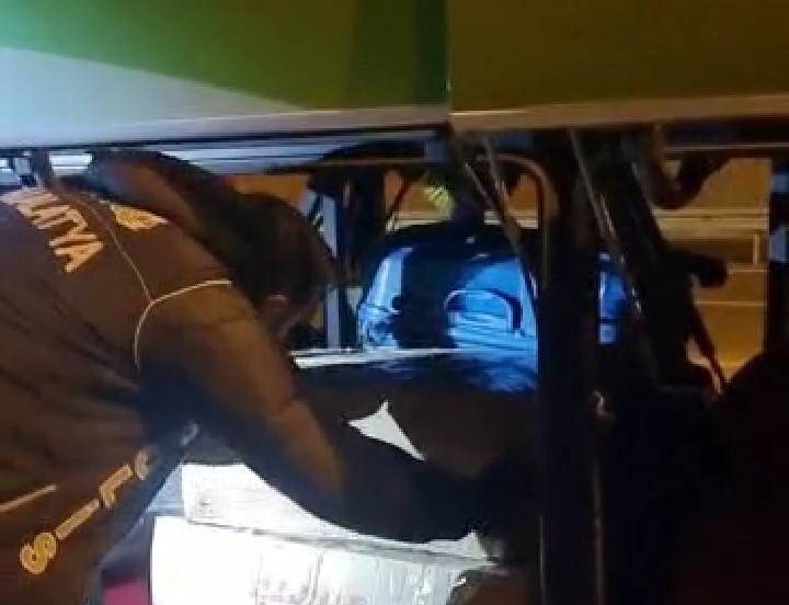 Yolcu otobüsünde 52 kilo uyuşturucu ele geçirildi